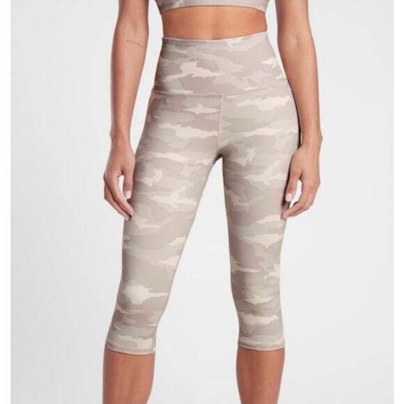 NWT Athleta Elation Camp Crop Gray Compression Leggings Sz 3X - Picture 1 of 7